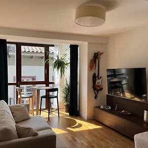 Arma Plaza By Basquelidays Apartamento